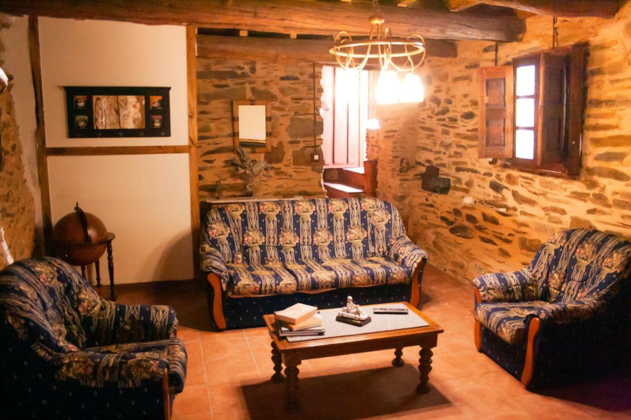 Casa Rural Bierzo Encantado Valle de Finolledo Eksteriør billede
