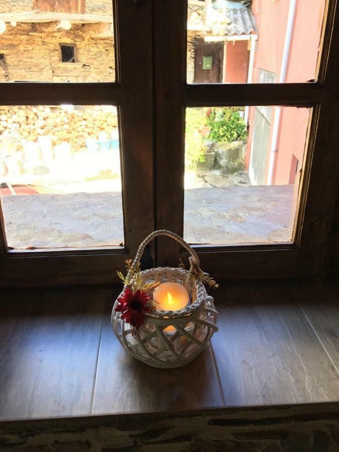 Casa Rural Bierzo Encantado Valle de Finolledo Eksteriør billede