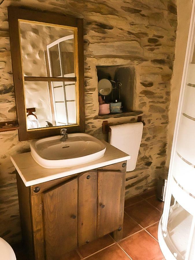 Casa Rural Bierzo Encantado Valle de Finolledo Eksteriør billede